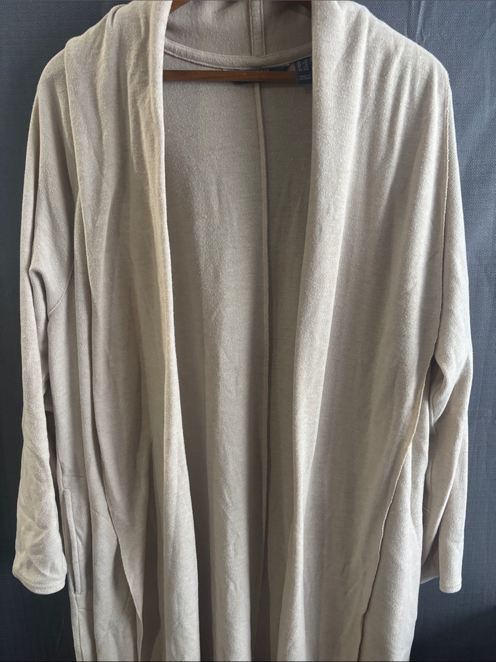 Cashmere feel with style and comfort - Picture 2 of 3